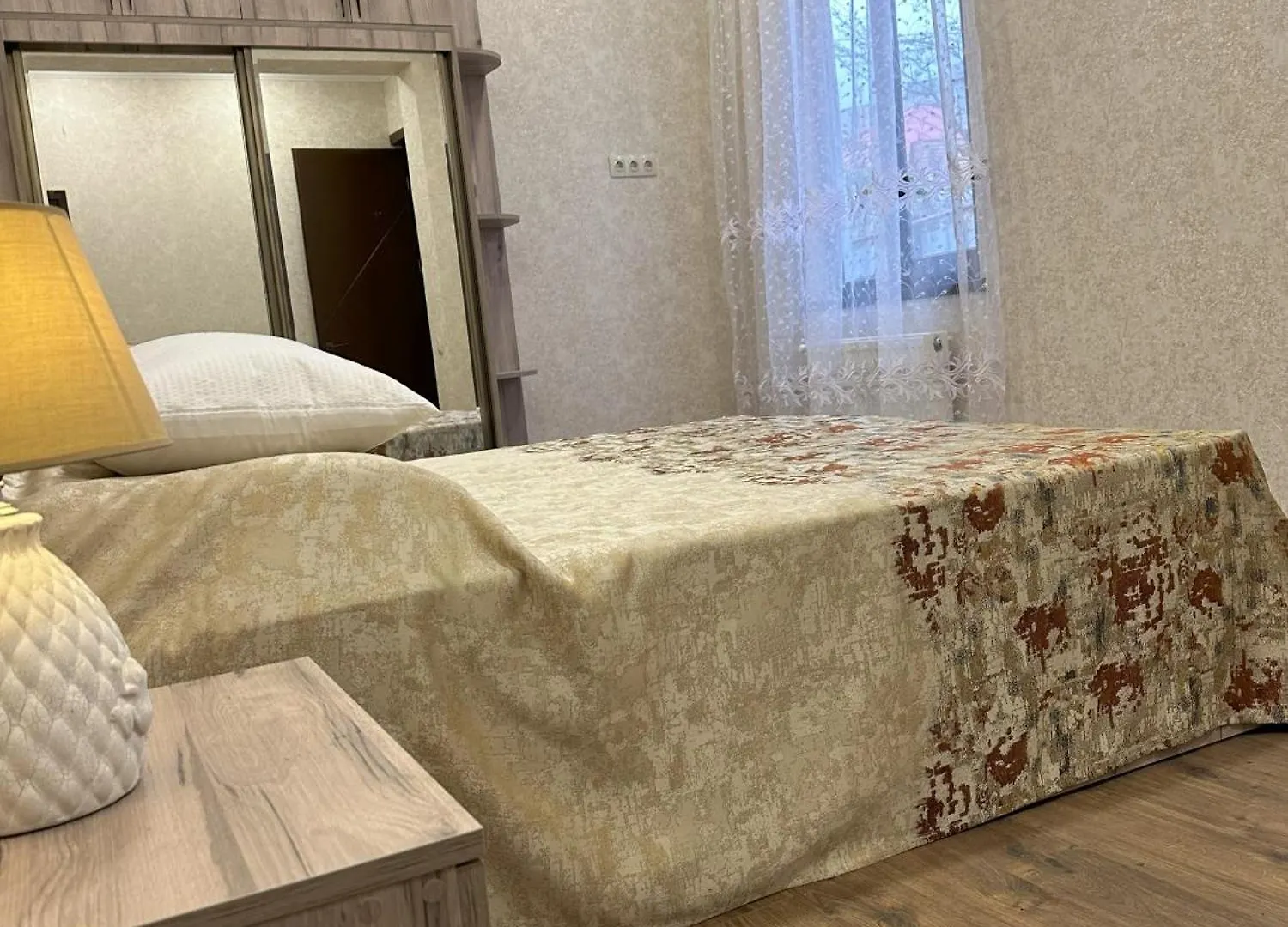 Three Palms Guest House Τυφλίδα Γεωργία