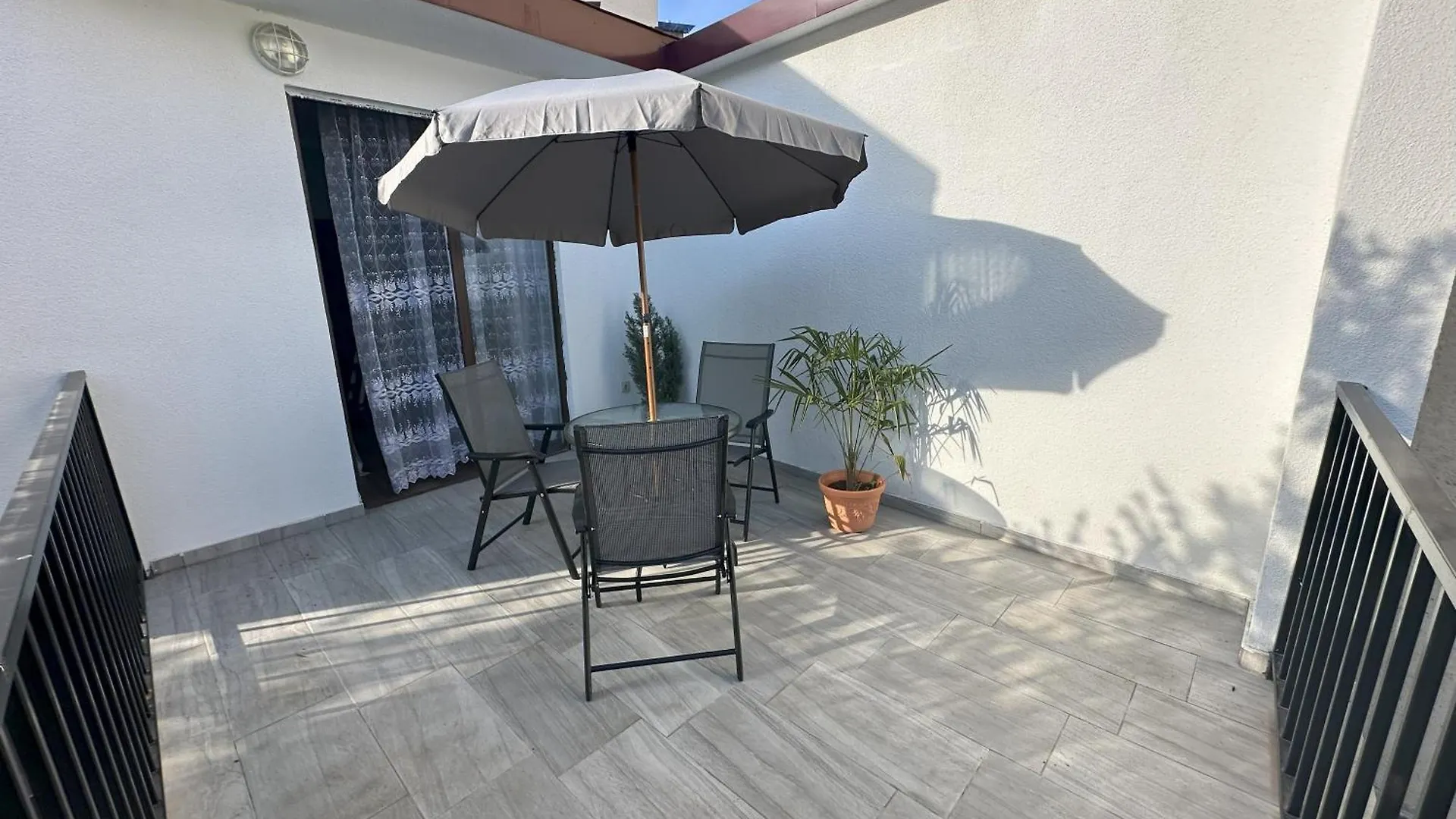 Three Palms Guest House Tbilissi Géorgie
